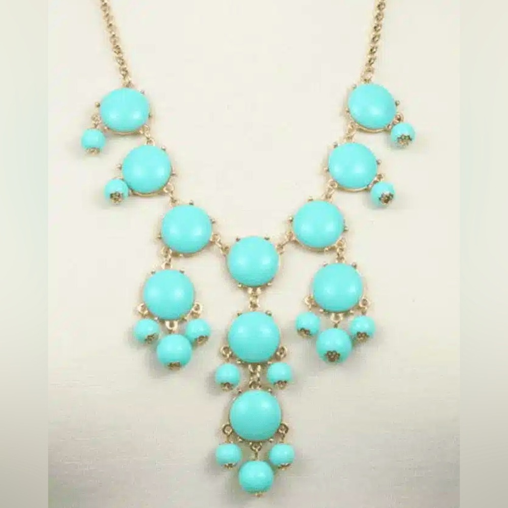 Elegant Gold and Blue Statement Necklace